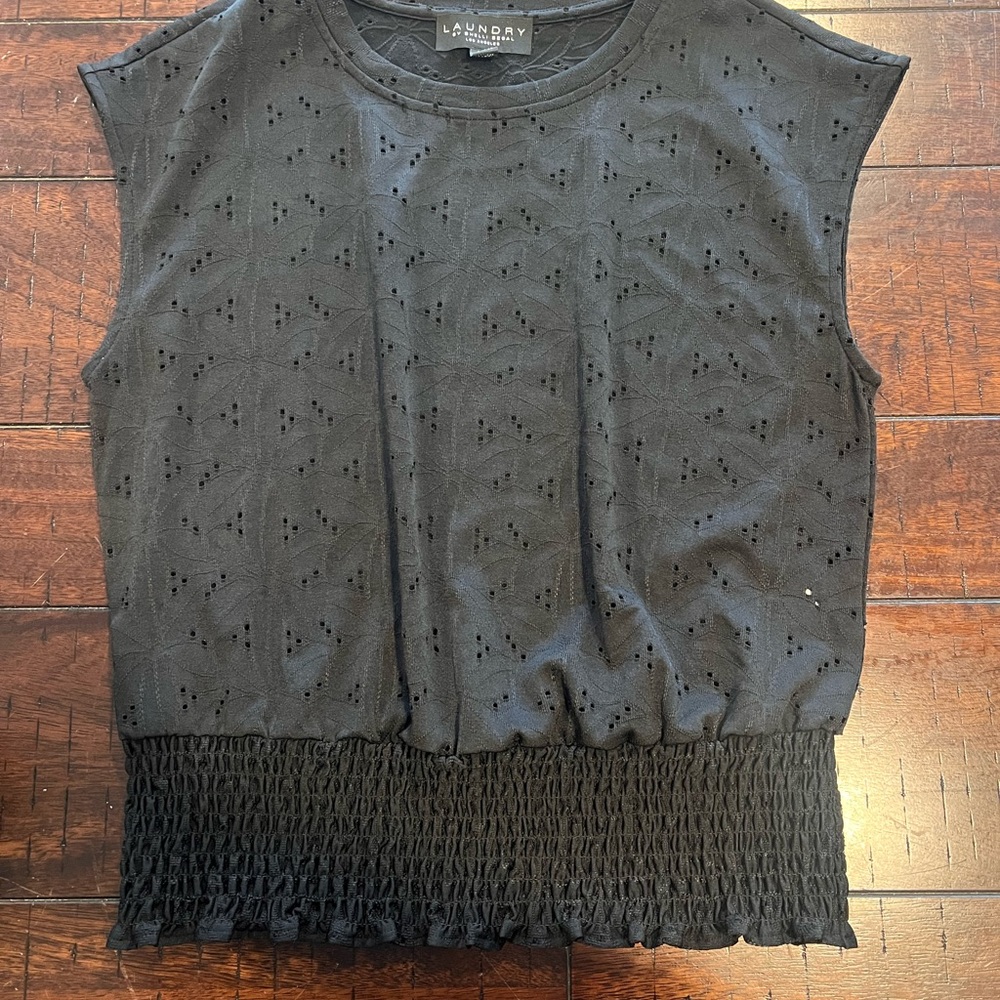 Laundry By Shelli Segal Black Smocked Sleeveless Blouse